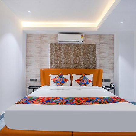Fabhotel Prime Cloud 5 Studios Hajdarábád Exteriér fotografie