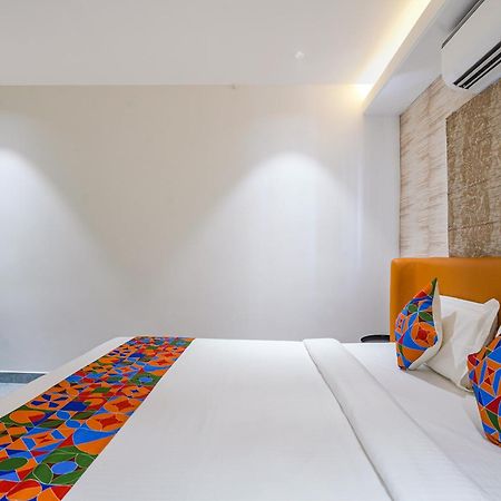 Fabhotel Prime Cloud 5 Studios Hajdarábád Exteriér fotografie